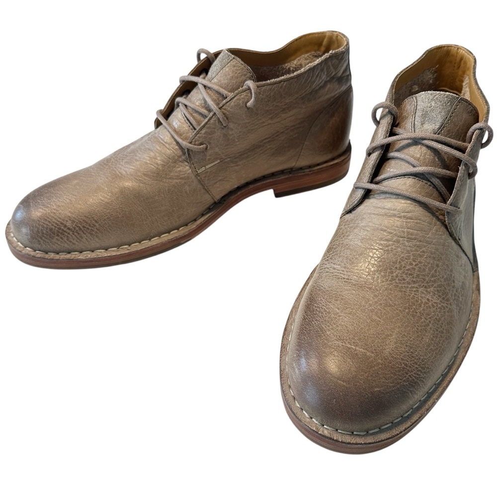 Cole Haan Glenn Distressed Leather Chukka Boots in Greystone Size 10.5